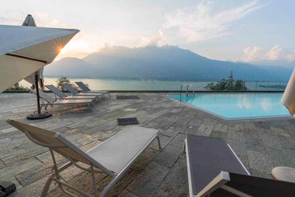 Magic Lake View With Beautiful Pool Area Белано Екстериор снимка