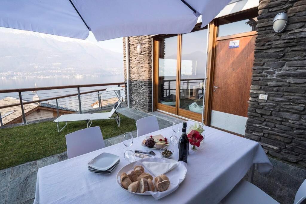 Magic Lake View With Beautiful Pool Area Белано Екстериор снимка